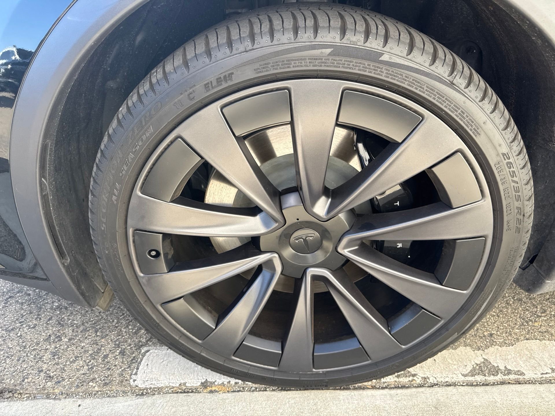 tesla model x 2024 7SAXCBE56RF444278 image tesla model x 2024 7SAXCBE56RF444278 image